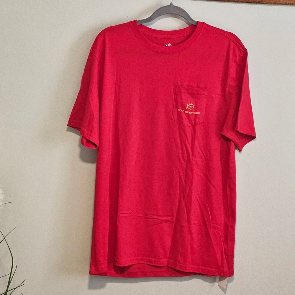 **NWT** Men’s Southern Tide Red Graphic T-Shirt, Large